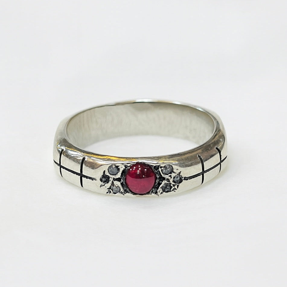 Grooved Silver Ring with Ruby Stone